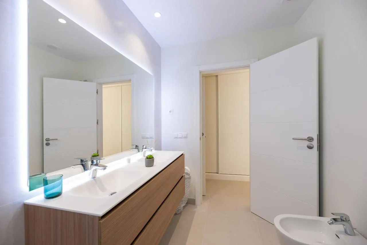 Hermoso Penthouse Anne E Manu Apartment Estepona
